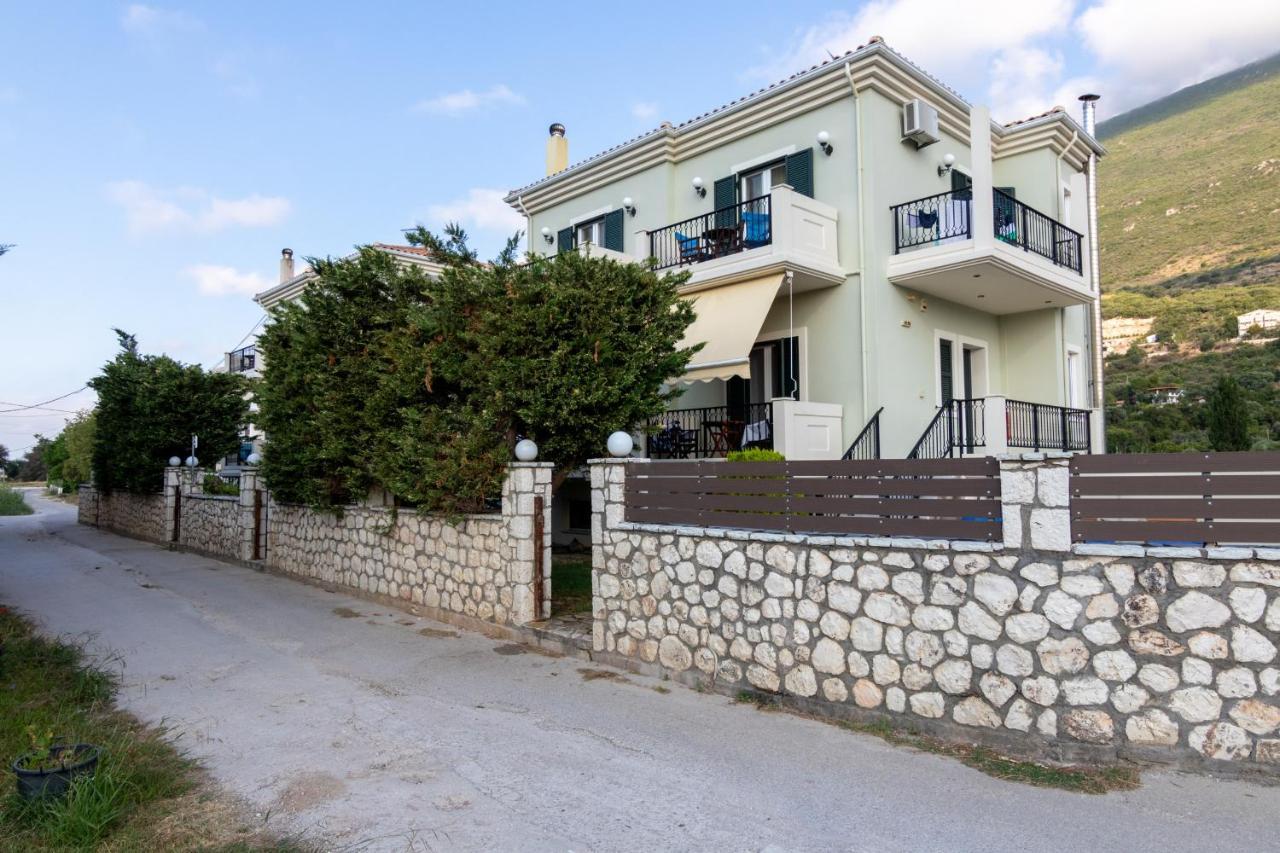 Santa Emelia Aparthotel Vasiliki  Luaran gambar